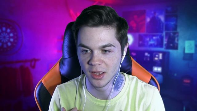 Написал однокласснику спустя 3 года, чтобы извиниться за унижения в школе смотреть онлайн