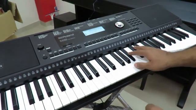 ROLAND E-X20 INDIAN ARRANGER UNBOXING AND INDIAN REVIEW 16800Rs смотреть онлайн