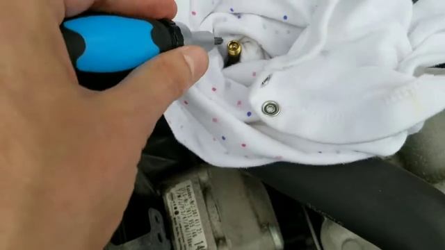 US Notes. Part 438: 2005 Volvo S60 2.5T AWD Fuel Pressure Sensor replacement. 05/05/2018 смотреть онлайн