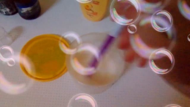 Слайм из клея карандаша.