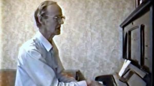 «Главная песенка» (запись 1995 г.). Исполняет Лолий Шолпо (1928–2005)