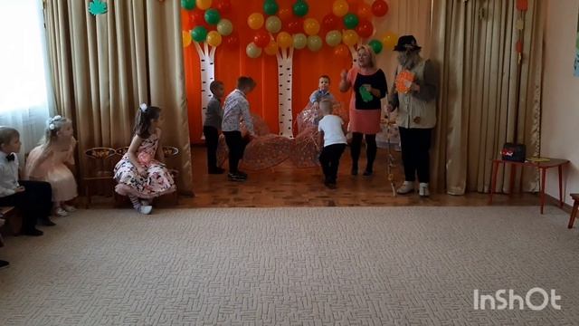 Осенний утренник в подготовительной группе "Светлячок" смотреть онлайн