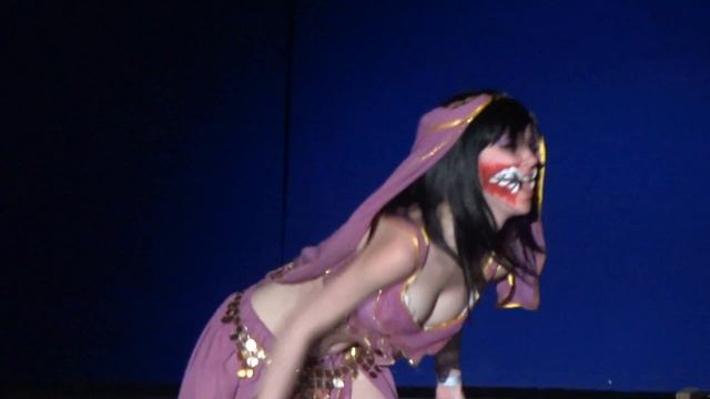 Mileena (Belly Dancer Skin) - Mortal Kombat Cosplay Defile at Animania 2016 смотреть онлайн