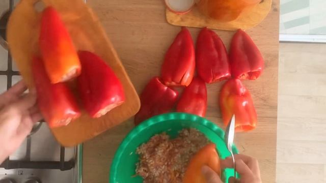 Фаршированные перцы в томатном соусе. Stuffed Peppers In Tomato Sauce