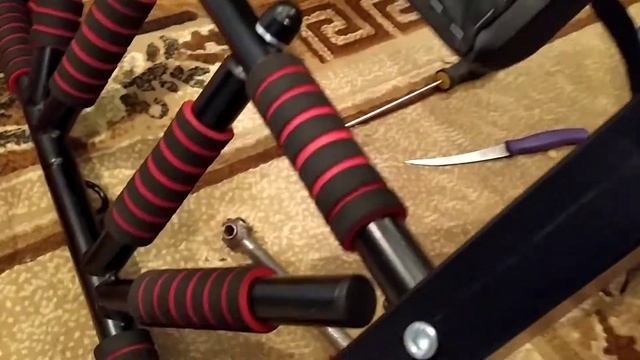 Турник 3 в 1 чтобы не повредить обои смотреть онлайн