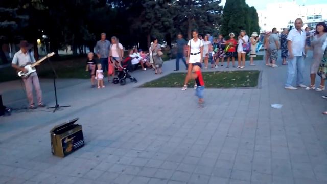 Чудаки на набережной Анапы. смотреть онлайн