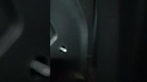 Снятие карты (обшивки) задней двери Лада Иксрей (Lada Xray)