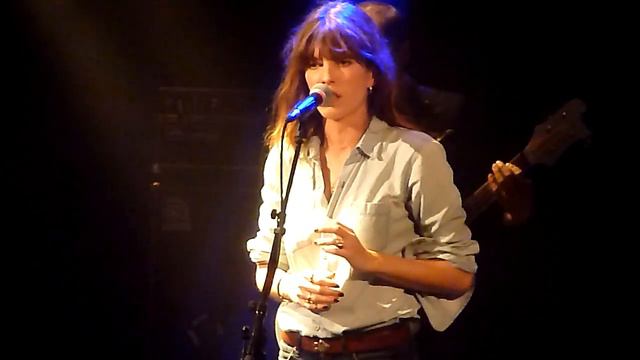 Lou Doillon - Trianon Fevrier 2013 смотреть онлайн