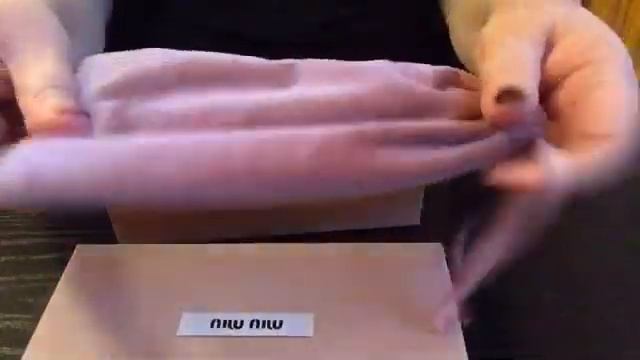 АСМР РАСПАКОВКА ПОСЫЛКИ ПОПОЛНЕНИЕ МОЕЙ КОЛЛЕКЦИИ ОЧКОВ MIU MIU ASMR UNBOXING смотреть онлайн