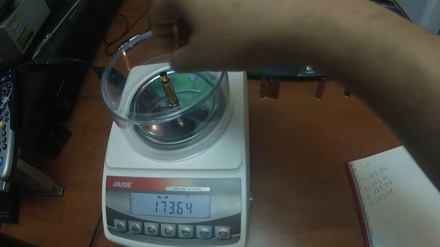 Elaboracja VIII cz. Ważenie - szukamy zbliżonej objętości w każdej serii łusek 223 Rem i 308 Win смотреть онлайн