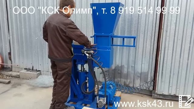 Видео производства лего кирпича на станке 