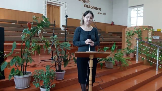 Тихо,тихо песню напевая