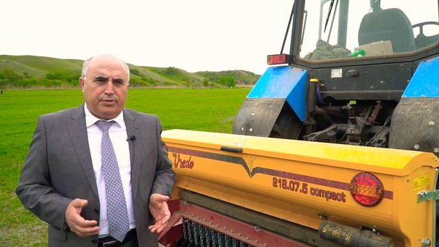 Дагестан луговые сеялки Vredo и семена Barenbrug смотреть онлайн