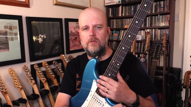 Fender Vintera II 60s Bass VI in Lake Placid Blue смотреть онлайн