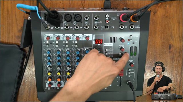 Allen&Heath Zedi 10FX смотреть онлайн