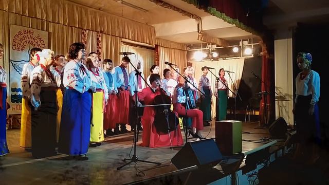 Душевне виконання! "Сумна пісня". Виконує народний хор "Червона калина" з репертуару "SHOPPING HOUR смотреть онлайн