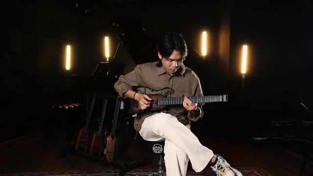 Ruben Wan's Music Impression with Hush-X Guitar I Donner Artist Series смотреть онлайн