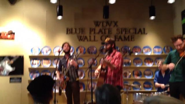 Sam Quinn and Josh Oliver ~ Elton John Trilogy @ the WDVX Blue Plate Special смотреть онлайн
