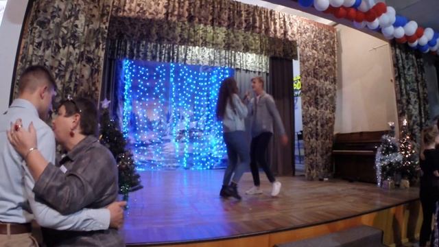 Новогодняя дискотека 28 12 2018 смотреть онлайн