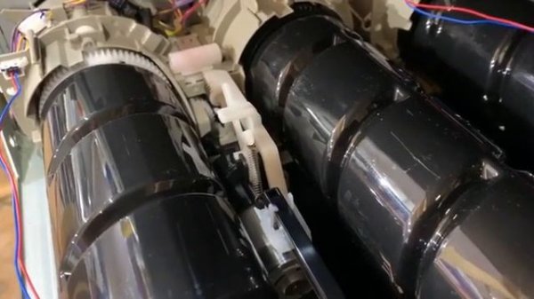 Треск при подаче тонера Canon imageRUNNER C3025i