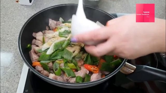 [No.3] 러시아사람이 좋아하는 음식 Best | 제육볶음 | Чеюкпоккым в остром соусе смотреть онлайн