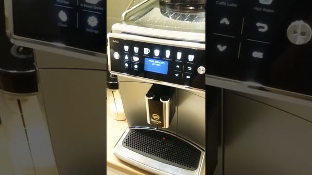 Recenzja Saeco Xelsis SM7581 смотреть онлайн
