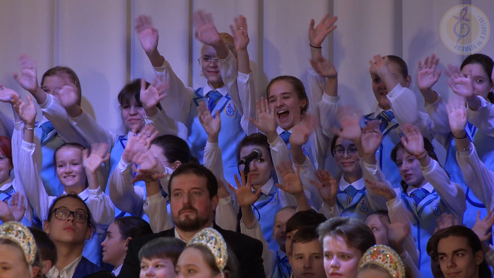 Концерт Ансамбля Локтева в ДК Нагорный. Concert of the Loktev Ensemble in the center of Nagorny. смотреть онлайн