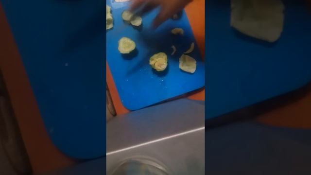 КАК СДЕЛАТЬ РОЛЛЫ ДЛЯ КРЫС/МС, Дегу???? смотреть онлайн