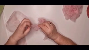 Мастер-класс/Ручная работа/Аксессуары/Брошь "Роза" из органзы