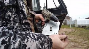 Как поставить замки люкс на УАЗ 469 своими руками