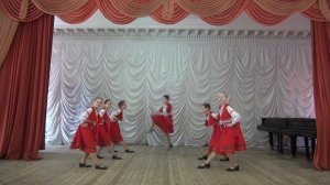 Молдавский танец "Игра -подножка" младшая возрастная группа МБУ ДО ДШИ №1 г.о.Жигулевск