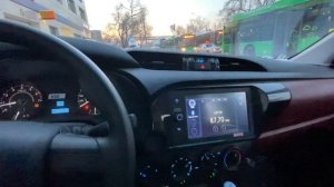 Подробно Тойота Хайлюкс с ОАЭ