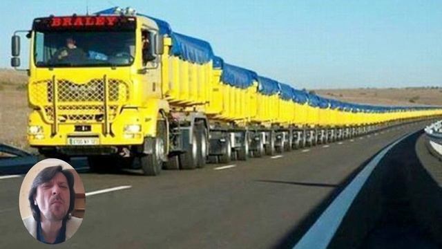 Почему дальнобойщики Австралии на тягачи крепят много прицепов