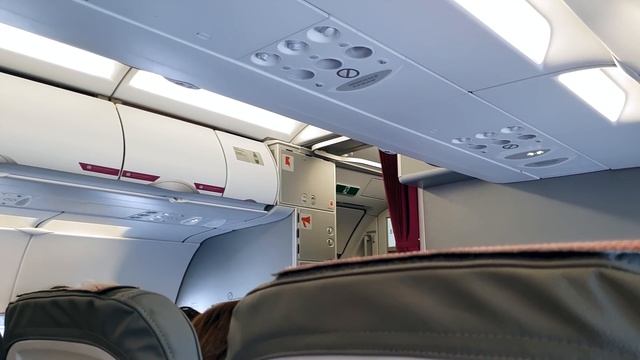 TRIP REPORT | Flying to Ibiza from Dusseldorf | EUROWINGS A320 Sharklets смотреть онлайн