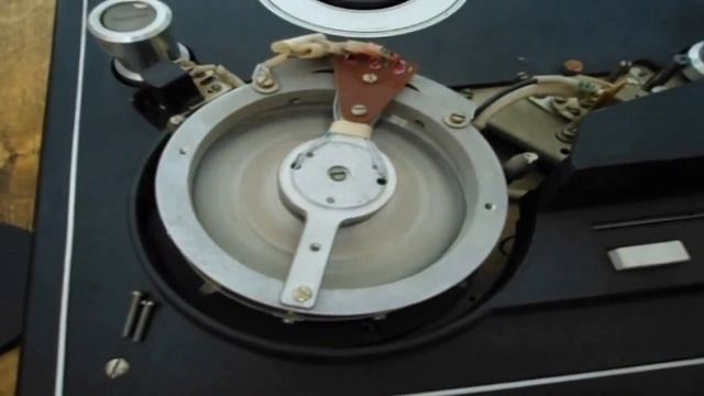 Советский катушечный видеомагнитофон Электроника 508М Видео смотреть онлайн