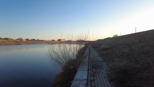 Тихое место, РЕЛАКС после работы! Астана, рыбалка на Ишиме. Вечерняя прогулка с спиннингом! смотреть онлайн