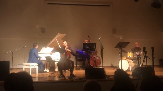 “A felicidade” смотреть онлайн