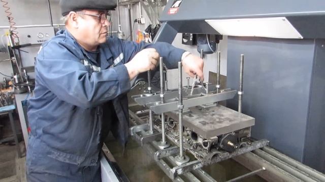 Ремонт трещины головки блока цилиндров Renault Master 2.5 cdi смотреть онлайн