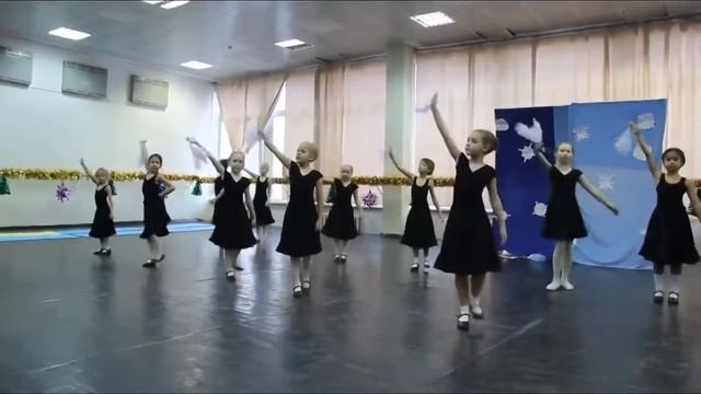 Performing Russian Dance Kalinka -Malinka смотреть онлайн