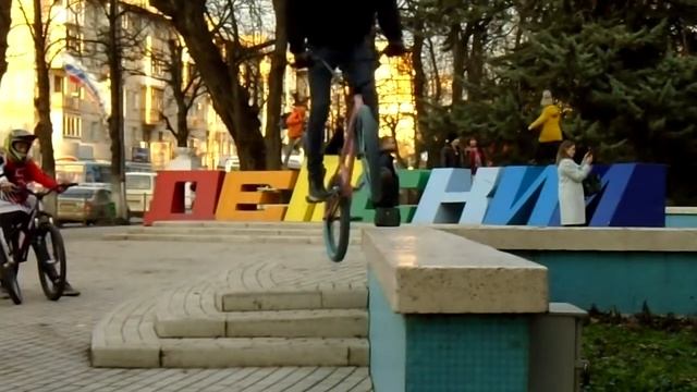 Edit/Ilia Zaitsev/2018 смотреть онлайн