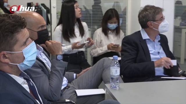 Inauguration des nouveaux locaux Dahua Technology France смотреть онлайн