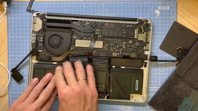 COMPRÉ Un MacBook Pro Del 2015 Y... AHORA ES UNA BESTIA!!!