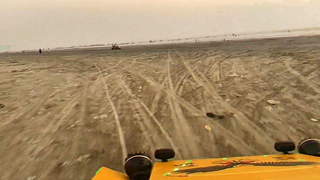 Sea View Beach Karachi | Best and famous beach in Karachi смотреть онлайн