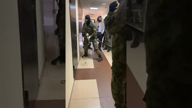 omon off 6967070778726550785 смотреть онлайн