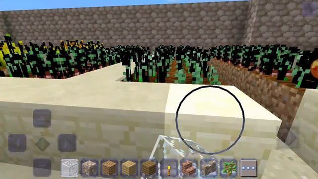 Строил большой забор для жителей