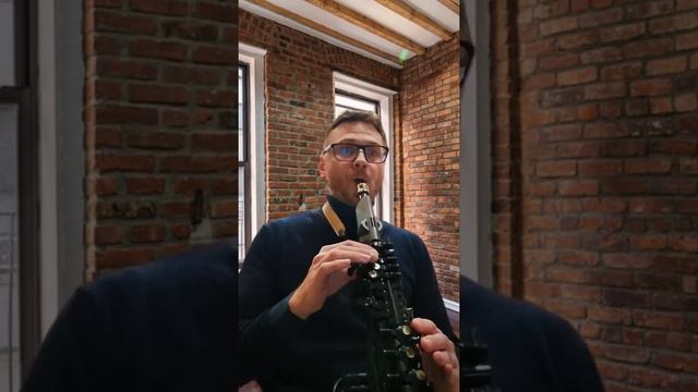 Цифровой саксофон Yamaha YDS-150 смотреть онлайн