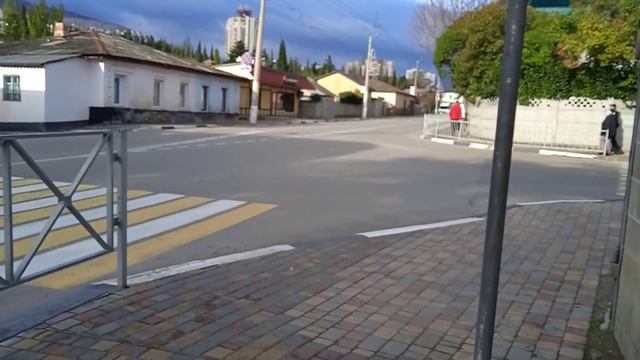 #Алушта сегодня#Хурма, огромное дерево??. #Рыбный магазин 