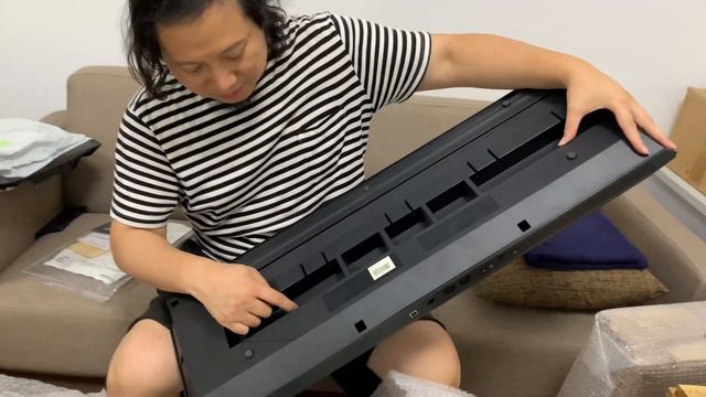 《Phat Blac Studio 拆箱开包》第43集 YAMAHA KX49 主持人：BlaKK Bubble смотреть онлайн