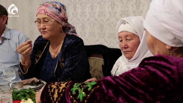 Қыздығой апа \ Шуақты аналар \ Асыл арна
