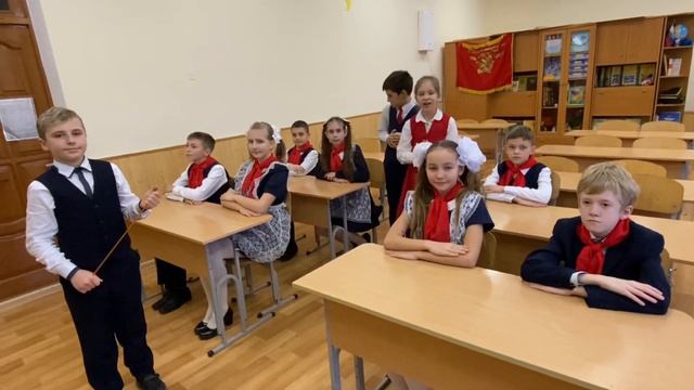 Видеозащита профессии УЧИТЕЛЬ в рамках командной игры «Смайлик». Финал игры смотреть онлайн